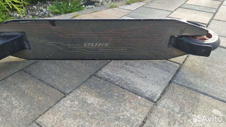 Трюковой самокат