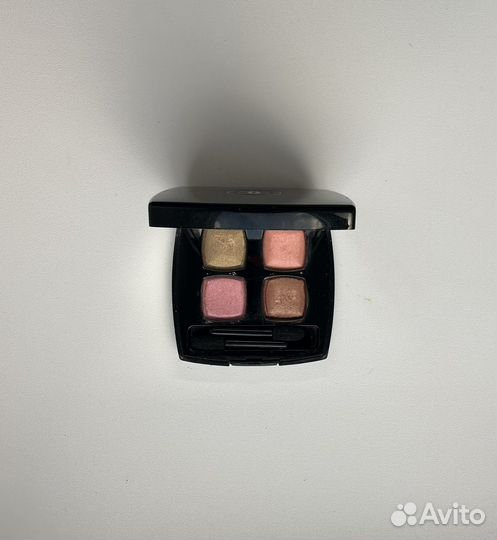 Chanel тени для век 517 Oasis