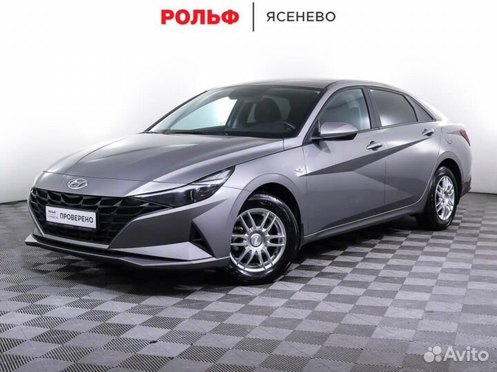 Hyundai Elantra, 2021