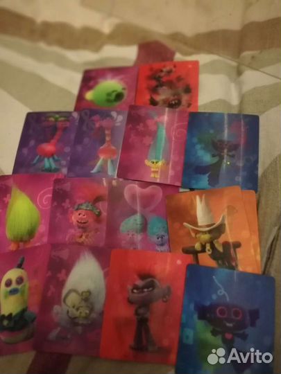 Вкладыши, стикеры, фишки, наклейки