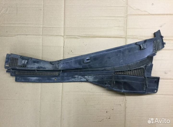 Решетка стеклоочистителей Митсубиси Лансер 9 (CS)