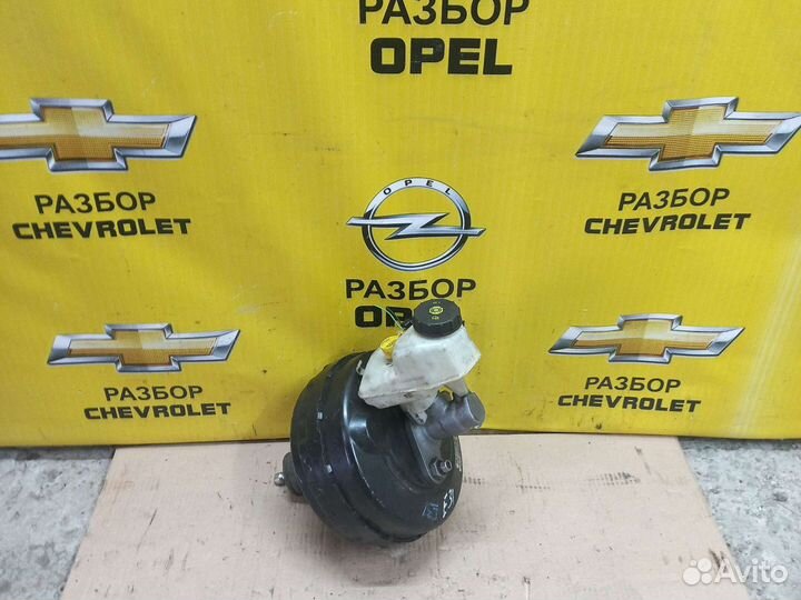 Вакуум с гтц Опель Астра J правый руль
