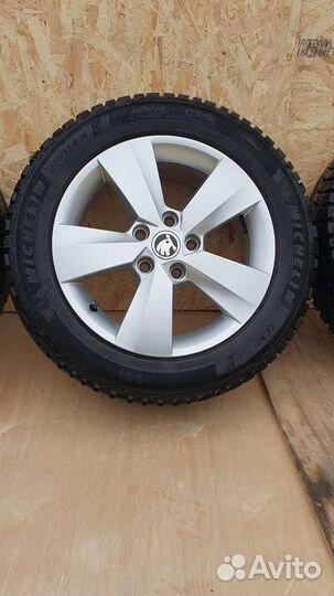 Комплект колес r16 шипованых зимних