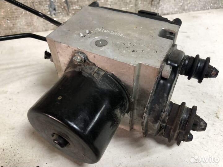 Блок абс Volkswagen Passat B6