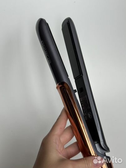 Выпрямитель для волос polaris новый
