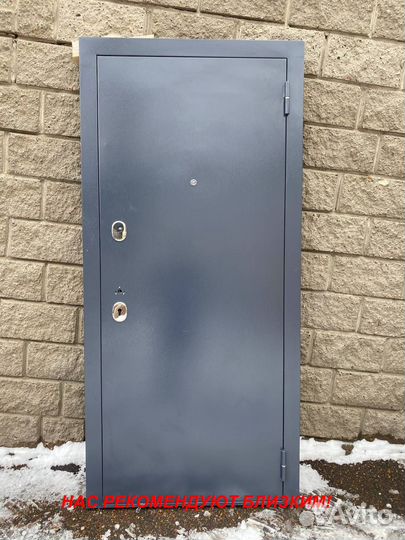 Толстая дверь металлическая от производителя
