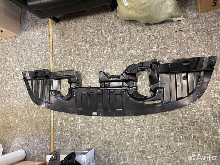 Пыльник переднего бампера Mitsubishi Lancer X