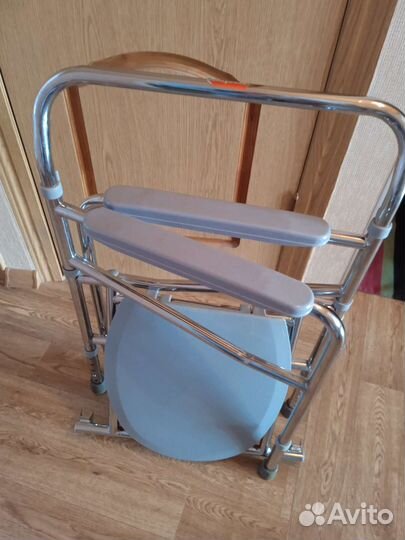 Кресло-стул с санитарным оснащением