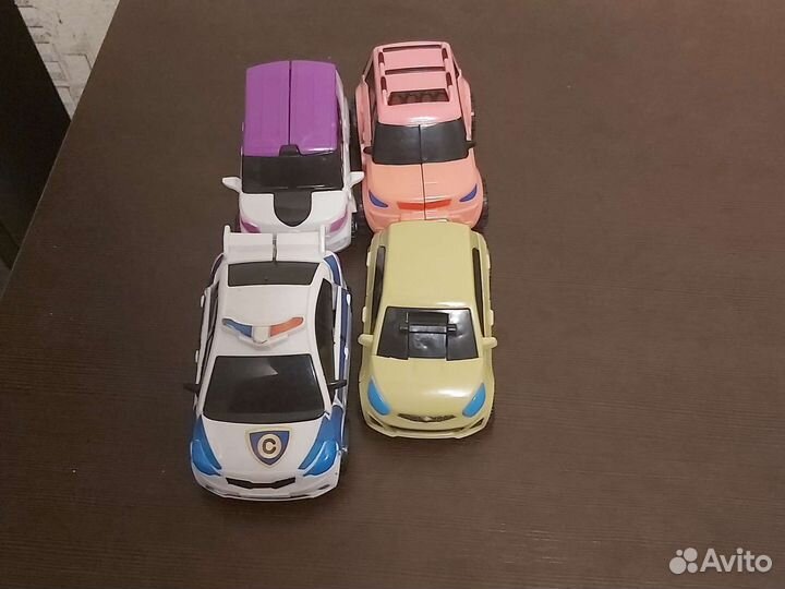 Робот тобот