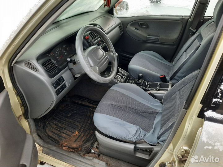 Suzuki Grand Vitara, 1999
