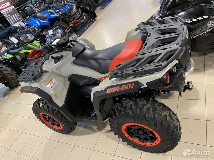 Снегоболотоход BRP outlander 1000XXC