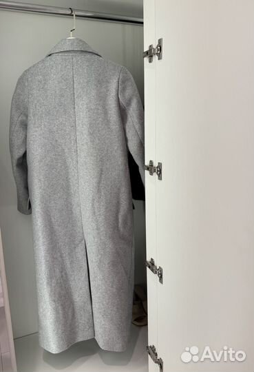 Пальто двубортное женское