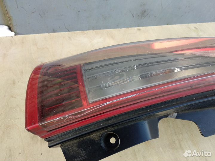 Задний левый фонарь Citroen C4 Grand Picasso
