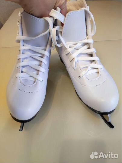 Коньки фигурные