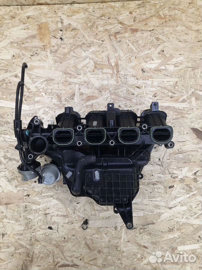 Впускной коллектор Ford Focus 2 1.8 2.0