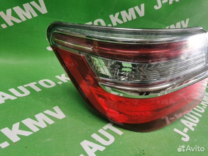 Фонарь задний Toyota Camry XV50