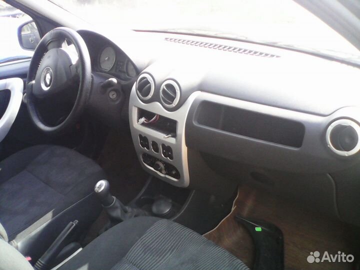 Торпедо Рено Логан 1