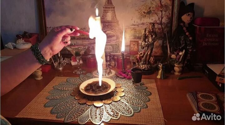 Гадалка ясновидящая снятие порчи приворот