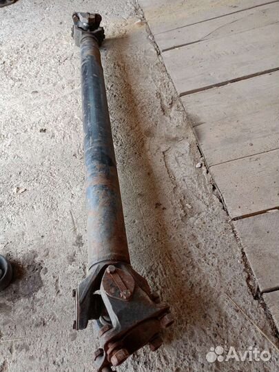 Кардан передний новый