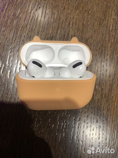 Air pods pro 1го поколения