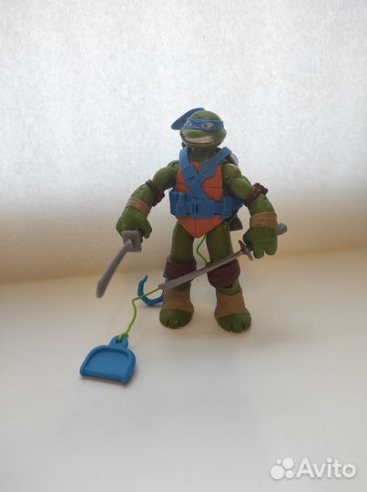 Черепашки ниндзя Леонардо