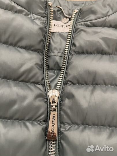 Пуховик женский 48 весна korpo