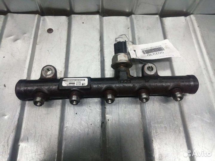 Топливная рампа Peugeot 407 2.0 2007