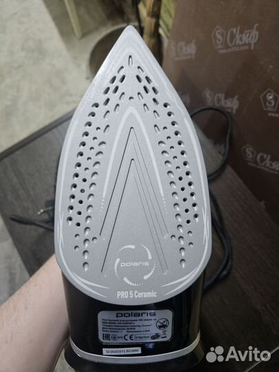 Утюг Polaris