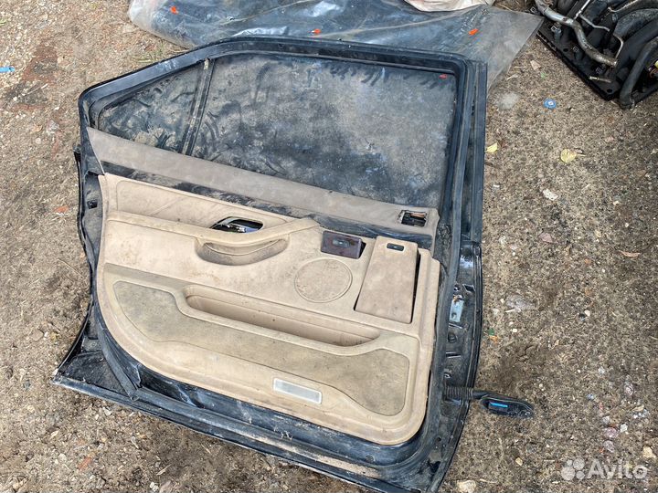 Дверь задняя левая BMW 7 e38 Long