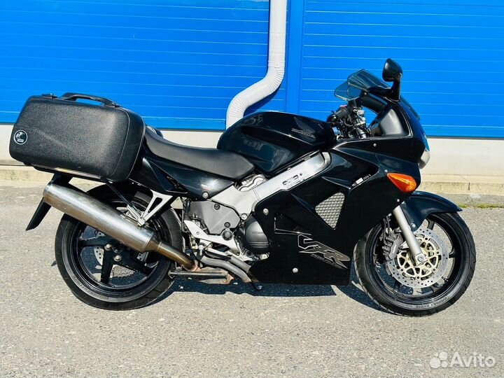 Honda VFR 800 FI 1998 из Европы птс РФ 2023