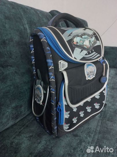 Школьный рюкзак