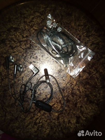 Наушники Самсунг новые