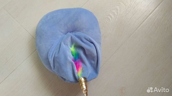 Подушка детская под шею с капюшоном - голубая