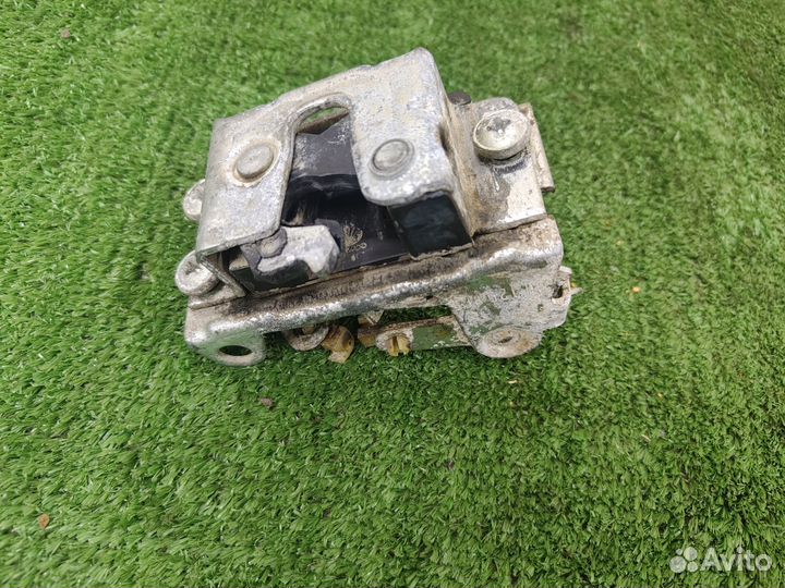 Замок передней правой двери Daewoo Nexia