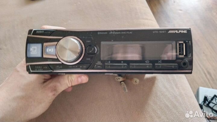 Магнитола alpine ute 92bt