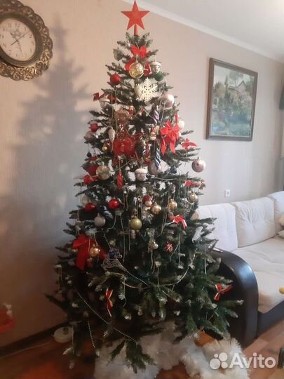 Ель искуственная 210