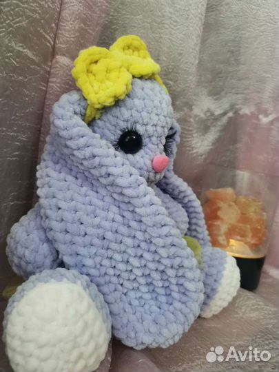 Вязанная игрушка зайка кролик заяц вязанна