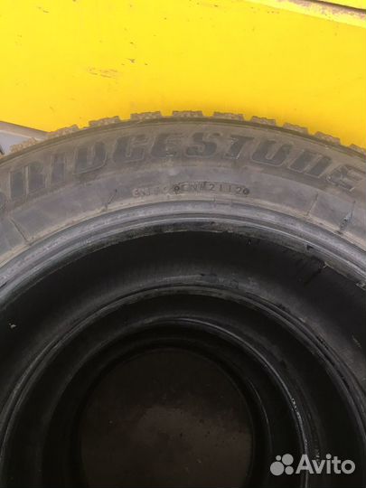 Bridgestone Ice Cruiser 7000 225/60 R17 103T