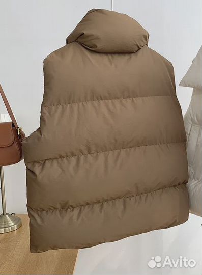 Женский пуховый жилет, стиль весна-лето 2025