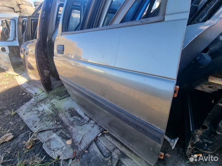 Задняя правая дверь 2111 Priora