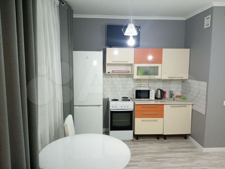 2-к. квартира, 40 м², 7/18 эт.
