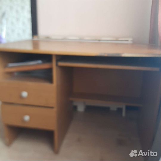 Компьютерный стол