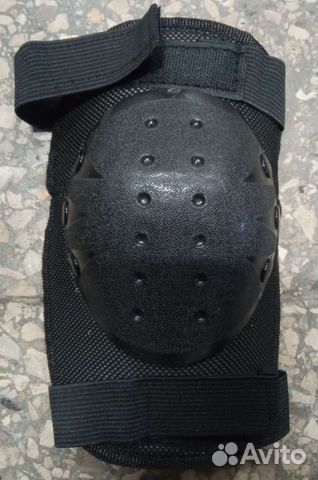 Наколенники