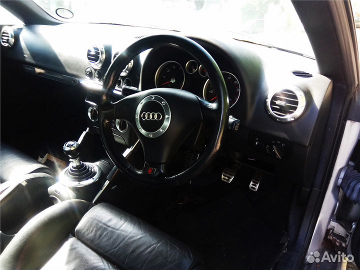 Разбор на запчасти Audi TT (8N) 1998-2006