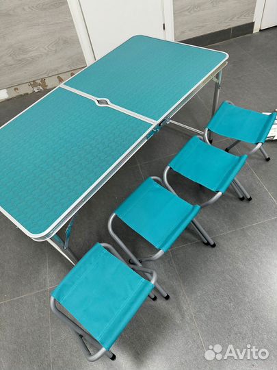 Туристический стол и 4 стула. Набор для кемпинга