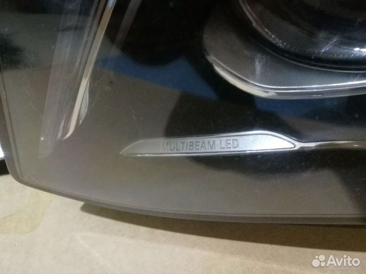 Фара левая Mercedes E 213