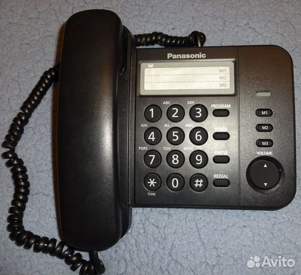 Телефон Panasonic KX-TS2352RU