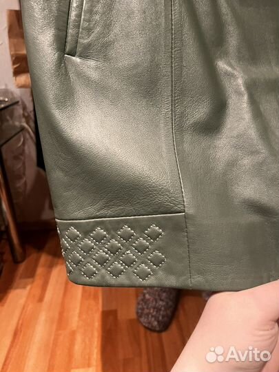 Кожаный плащ женский