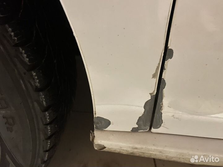 Крыло переднее левое Polo