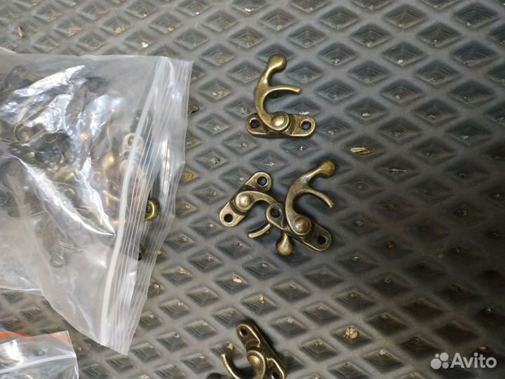 Замок крючек декоративный для шкатулки